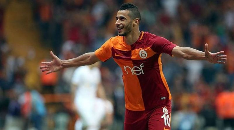 Younes Belhanda Arap Mi Tozlu Mikrofon