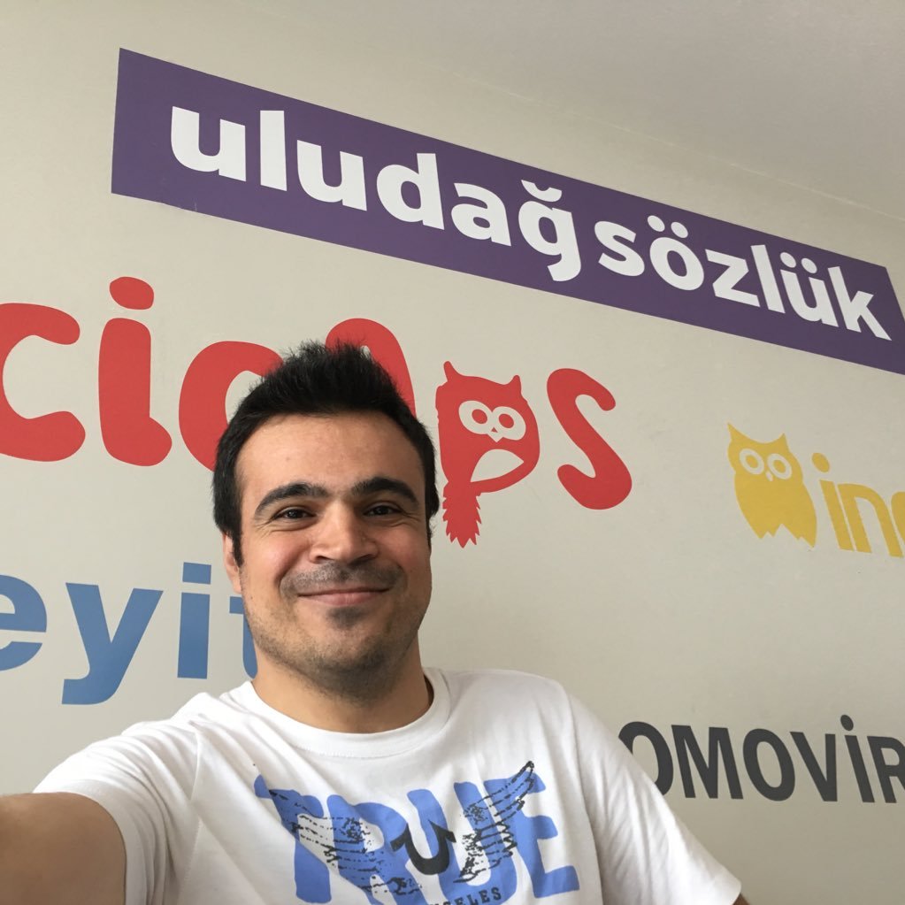 Uludağ Sözlük Kimin? | Tozlu Mikrofon