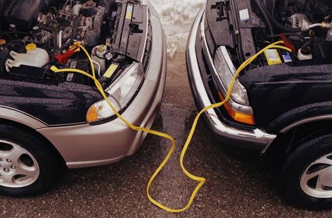 Otomatik arabada akü biterse Otomatik arabada akü biterse