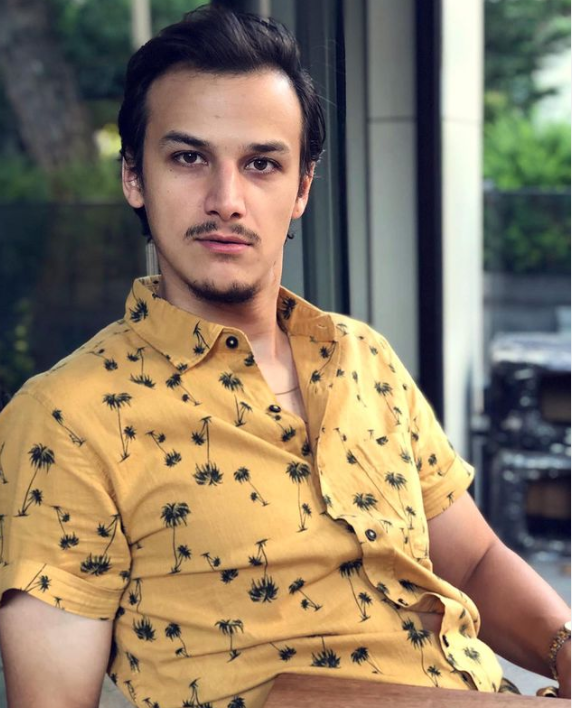 Kürşat Demir Kimdir