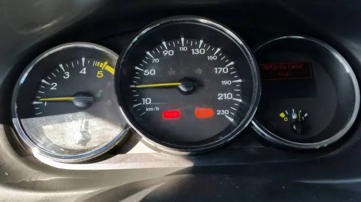 fluence stop motor hasar riski uyarisi cozumu tozlu mikrofon