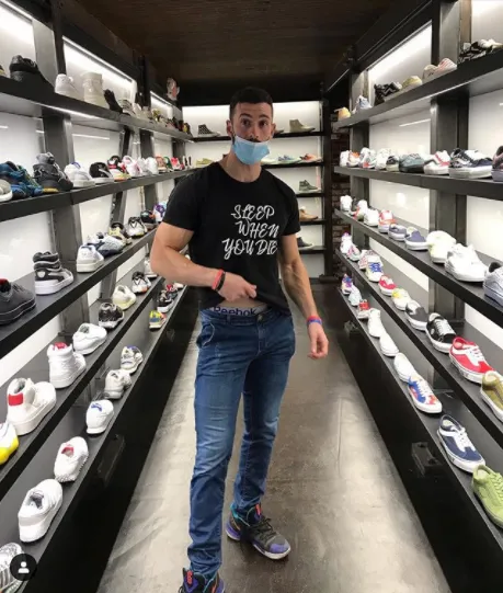 ege fitness kimdir nereli ve kac yasinda tozlu mikrofon