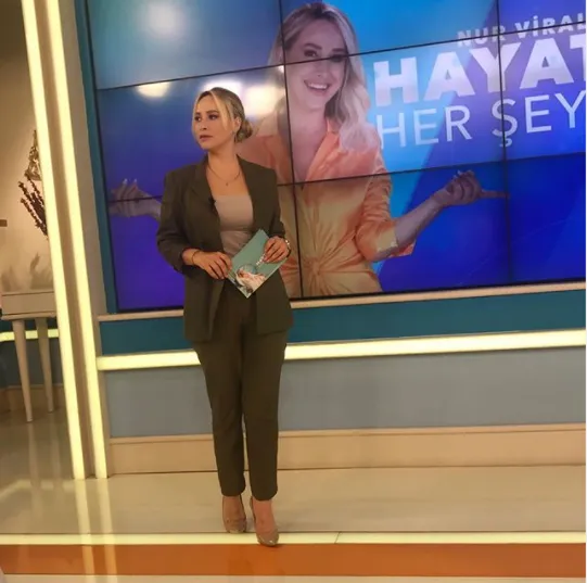 nur viral kimdir nereli ve kac yasinda boyu esi kimdir tozlu mikrofon