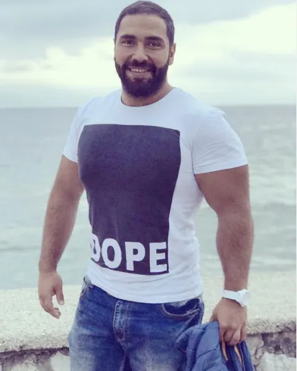 yunus emre karabacak kimdir nereli ve kac yasinda boyu sevgilisi tozlu mikrofon