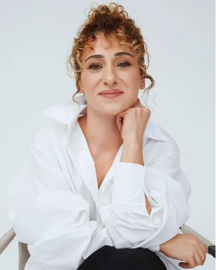 derya karadas kimdir yasi boyu oynadigi diziler tozlu mikrofon