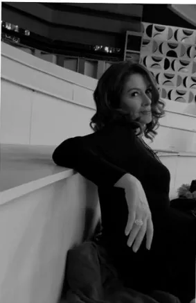 zeynep gulmez kimdir yasi boyu oynadigi diziler tozlu mikrofon